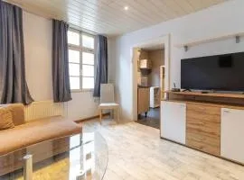 Wohnung mit 3 Bädern & 2 Küchen