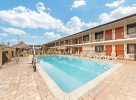 Quality Inn Florida City - Gateway to the Keys, hotel near Florida Keys Factory Shops, Florida City