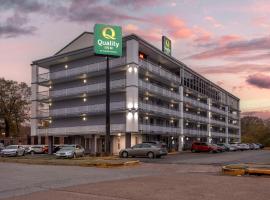 Quality Inn Memphis Downtown: Memphis şehrinde bir otel