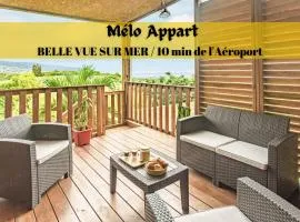 Mélo Appart avec sa terrasse spacieuse et vue entre Mer & montagne