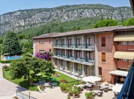 Hotel Gabbiano - Garda Lake Collection, hotel Gardában