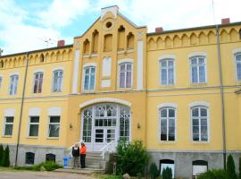 Youth Hostel Wiepkenhagen, hotel v destinaci Hessenburg