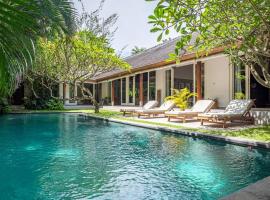 Modern and Chic Design Villa in Canggu, khách sạn ở Tumbak Bayuh