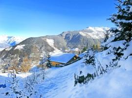 Chalet Quatre Vallees, hotel v destinaci La Tzoumaz