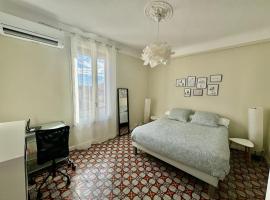 Studio Sommieres, apartemen di Sommieres