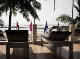 Saritas Guest House - Bogmalo Beach, хотел в Богмало