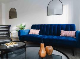 Stunning Luxury Stay by VICHY – hotel w mieście Hull