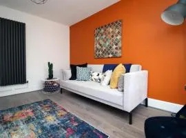 Chic 3-Bed Stay Near Cardiff’s Top Sights