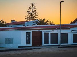 Beach Garden Guesthouse with Self Catering, casă de vacanță din Swakopmund