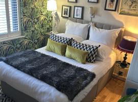 Maison Claire, homestay in Chester