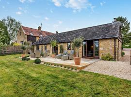 Perry Cottage, Hotel in Halford