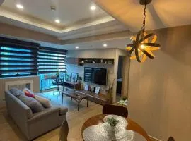 BSA Twin Tower - Exquisite Stays Private 2BR Rental