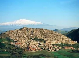 2 Bedroom Nice Home In Gangi