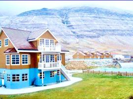 The Guesthouse at Dynjandi Falls, Hotel in Bíldudalur