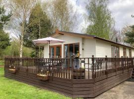 Honeybee Lodge, cabin in Wisbech