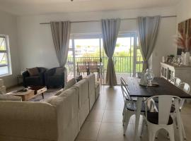 Makyle's Selfcatering Apartment, hotell med parkering i Windhoek
