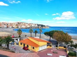 Appartement VUE MER TERRASSE CLIM WIFI, hotel a Banyuls-sur-Mer