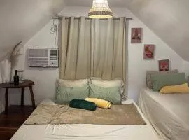 Balai IAO Homestay - Barkada Attic Studio Unit