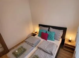 TriAngol Apartman: fürdő, belváros, egyetem