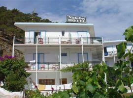 Nikos Hotel – hotel dla rodzin w mieście Diafani