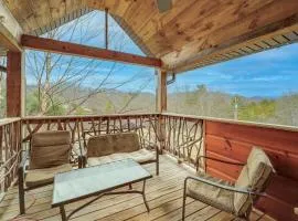 Pet-Friendly Butler Cabin with Hot Tub, Walk to Lake