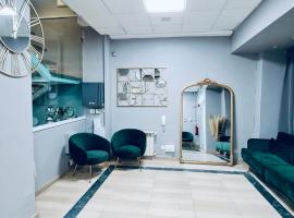 Hostel 165، فندق في مدريد