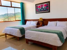 HOSTAL EL MIRADOR CHACHAPOYAS, khách sạn ở Chachapoyas