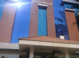The Hotel Relax , Kankavli, hotell med parkeringsplass i Kankauli