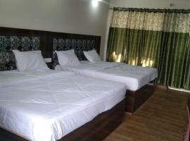 Rishikesh by prithvi yatra hotels dharmshala, hotel perto de Aeroporto de Dehradun - DED, Rishikesh
