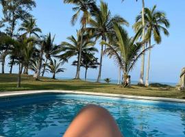 Vikinga casa de playa, pet-friendly hotel in Monte Gordo