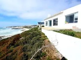 Cliff Cottage In Arniston