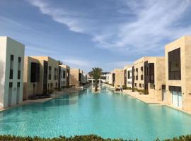 Bright & Lovely 2 Beds Apartment in Scarab Club, El Gouna, Ferienwohnung in Hurghada