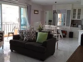 Homey Cozy 3 Bedrooms Apt 125m²