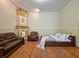 Квартира Американця у центрі Полтави Мережа Alex Apartments Цілодобово безконтактне заселення