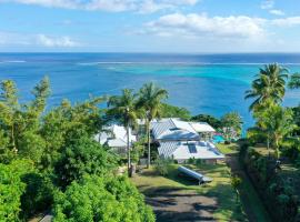 Toahotu villa one of a kind villa in Tahiti Iti pool and view - 7 pers – hotel w mieście Afaahiti