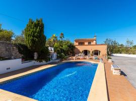 Villa Benimarco - PlusHolidays, khách sạn có hồ bơi ở Benissa
