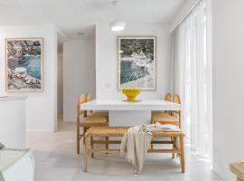 Amalfi on Alex: Seaside 2 Bedroom Retreat – tani hotel w mieście Alexandra Headland