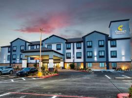 Comfort Inn & Suites, hotel with parking in Schulenburg