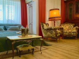 Apartament Ultraconfort, family hotel in Iaşi