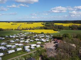 Løgballe Camping & Cottages, Campingplatz in Stouby