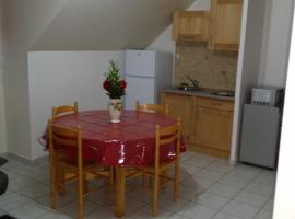 Logement calme bien équipé, hotel di Lèves