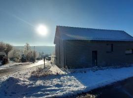 Mont Là-Ô, hotel u gradu Gedinne