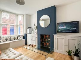 Love Lane - Cosy & Modern City Centre Guest Suite, hotel di Canterbury