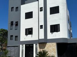 Residencial Marítimos, hotel cerca de Playa Cal, Torres