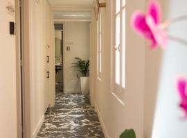 MUSES LUXURY SUITES, hotel di Corfu Town