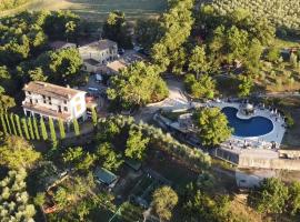 Agriturismo Selvella, hotel v destinaci Radicofani