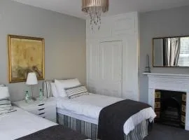 Botleigh Villa