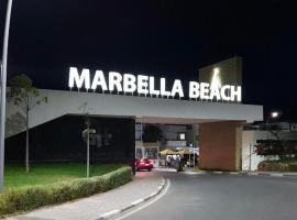 Marbella beach appart de standing, hotel in Mansouria