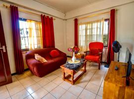 Impeccable 2-Bed Apartment in Paramaribo, hotel económico en Paramaribo