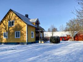 Awesome Home In Hyltebruk With Wifi, holiday home in Hyltebruk